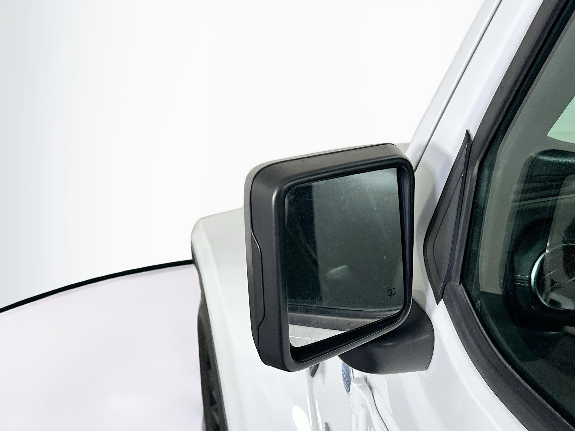 Used 2023 Jeep Wrangler Sahara image 16