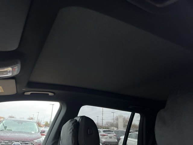 New 2026 Mercedes-Benz GLS 450 4MATIC image 16
