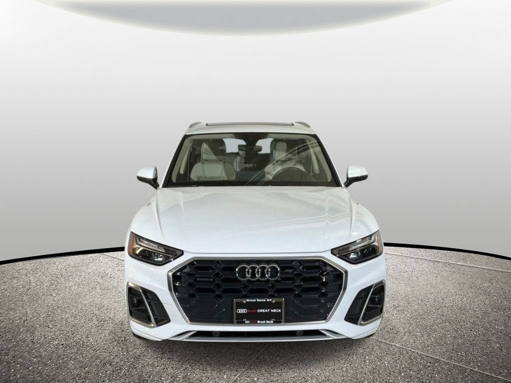 Used 2023 Audi Q5 e Premium w/ Convenience Package AWD/4WD image 18