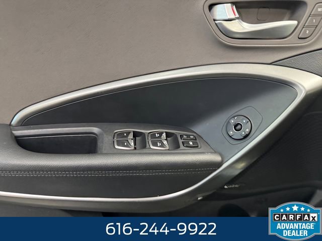 Used 2018 Hyundai Santa Fe Limited image 25