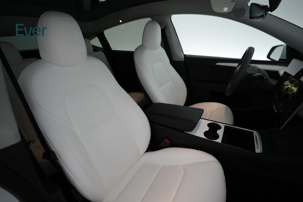 Used 2023 Tesla Model Y Long Range AWD/4WD image 23