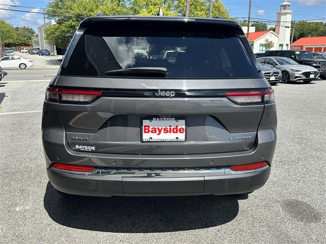 Used 2024 Jeep Grand Cherokee Limited image 23