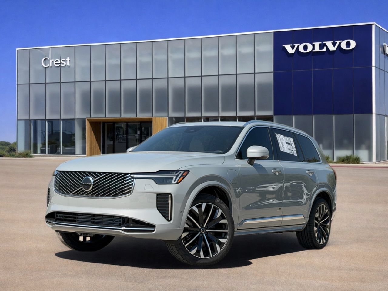 New 2026 Volvo XC90 T8 Plus