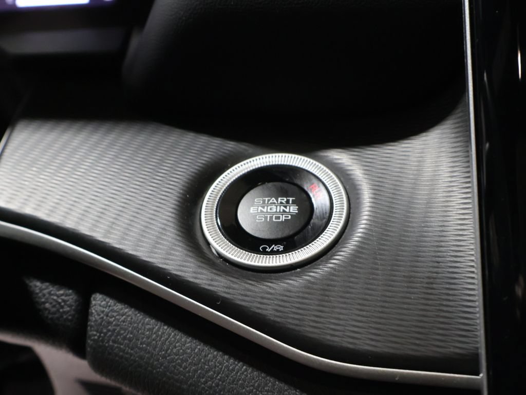 Certified 2023 Jeep Grand Cherokee Altitude AWD/4WD image 29