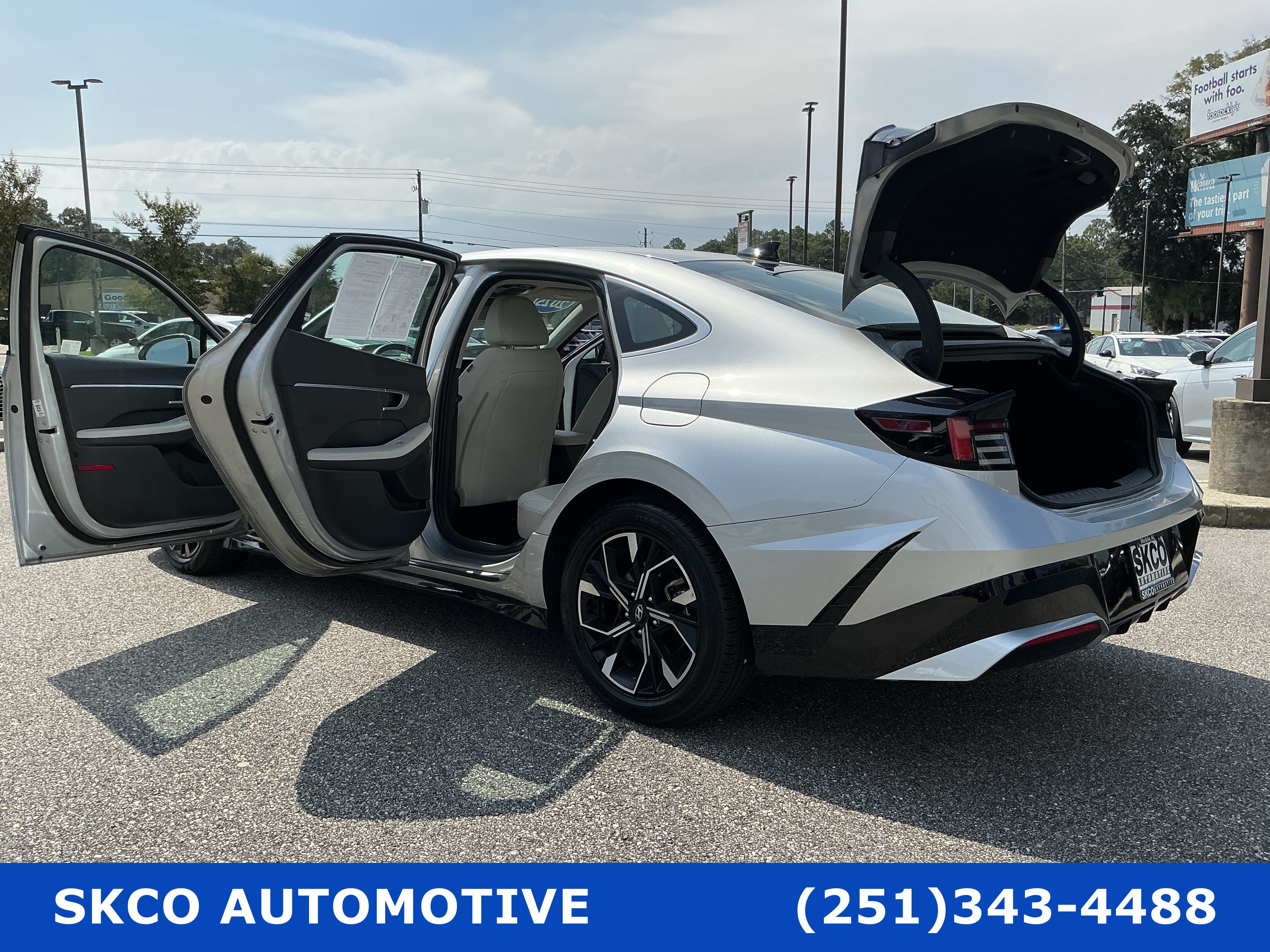 Used 2025 Hyundai Sonata SEL FWD image 30