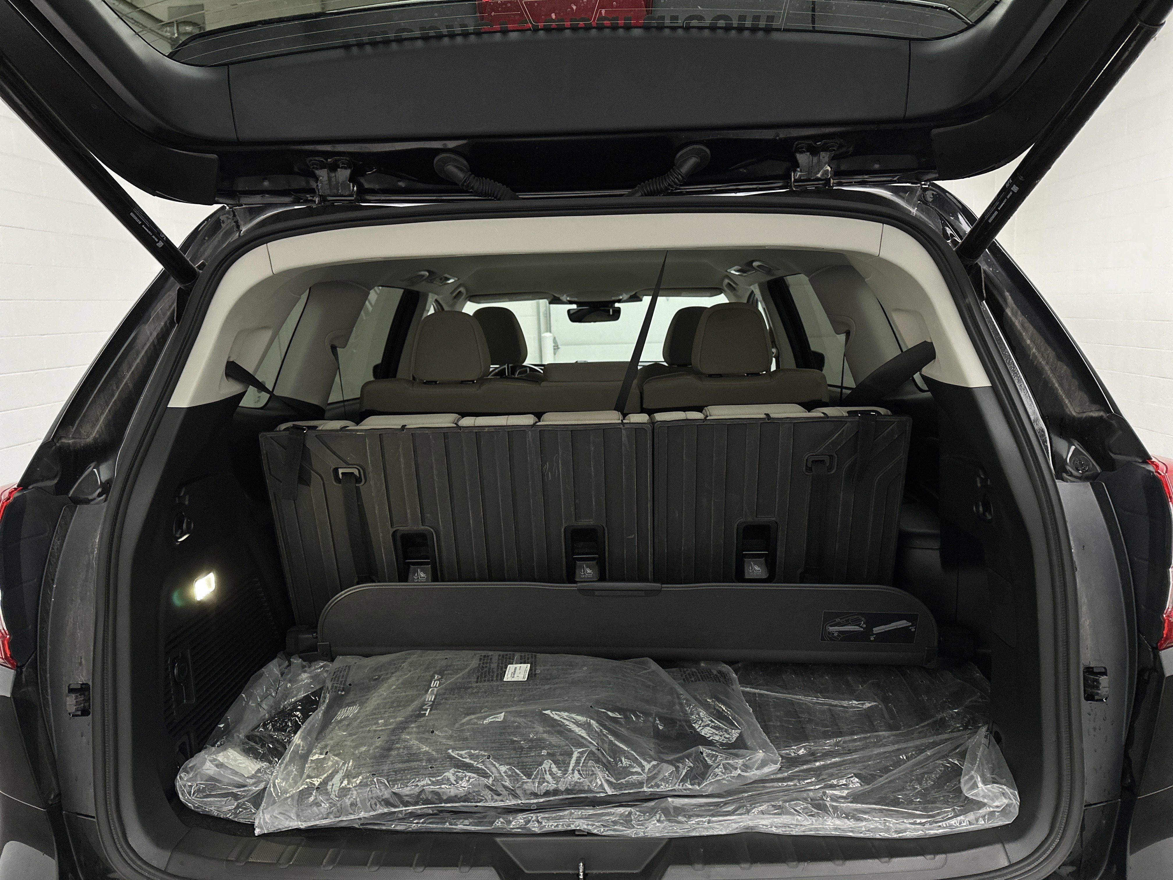 Certified 2025 Subaru Ascent Premium image 13