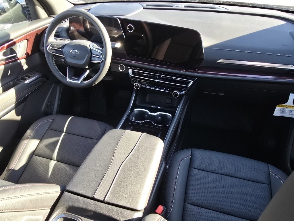 New 2026 Chevrolet Traverse Z71 w/ LPO, Floor Liner Package image 14