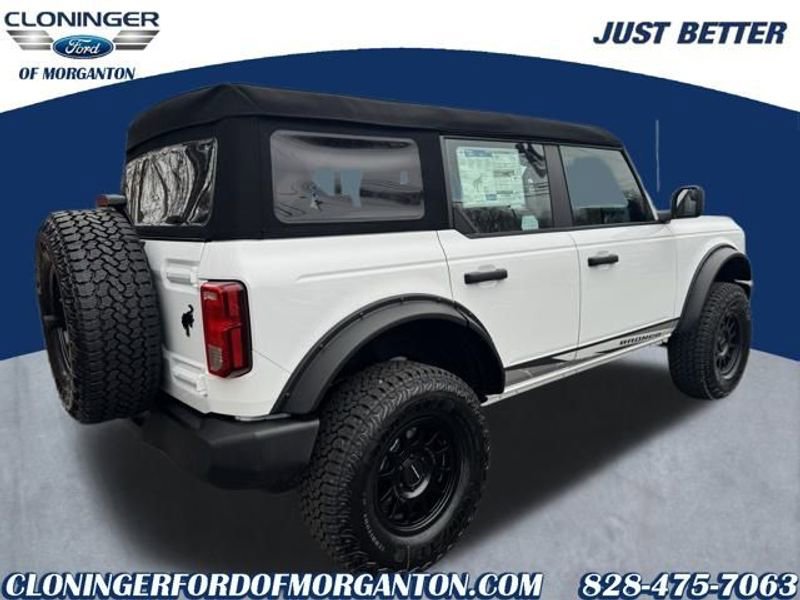 New 2025 Ford Bronco 4-Door image 7