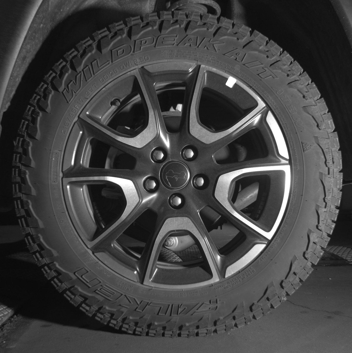 Used 2025 Jeep Compass Trailhawk image 11