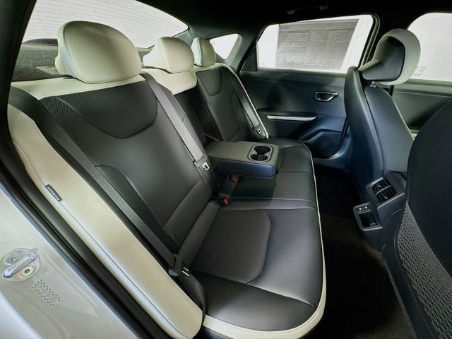 New 2025 Kia K4 GT-Line Turbo FWD image 27