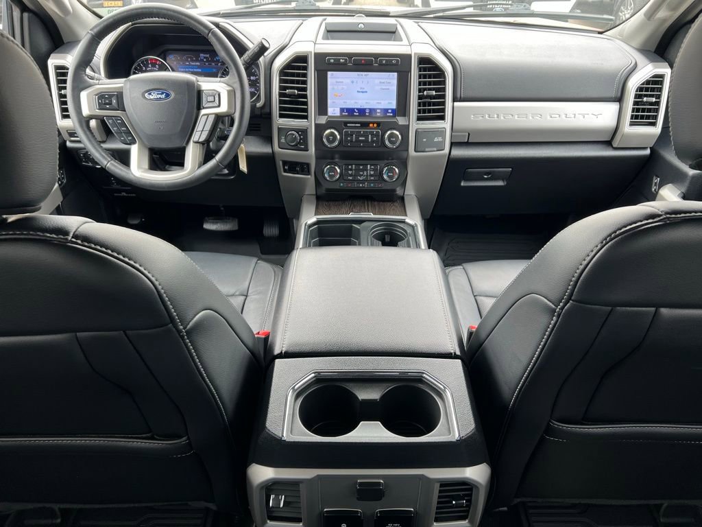 Used 2020 Ford F250 Lariat w/ Chrome Package image 26