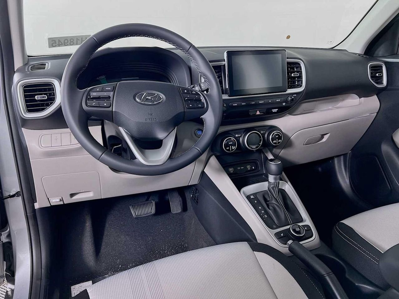 New 2026 Hyundai Venue SEL FWD image 7
