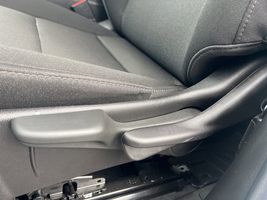 Used 2025 Chevrolet Colorado W/T image 10