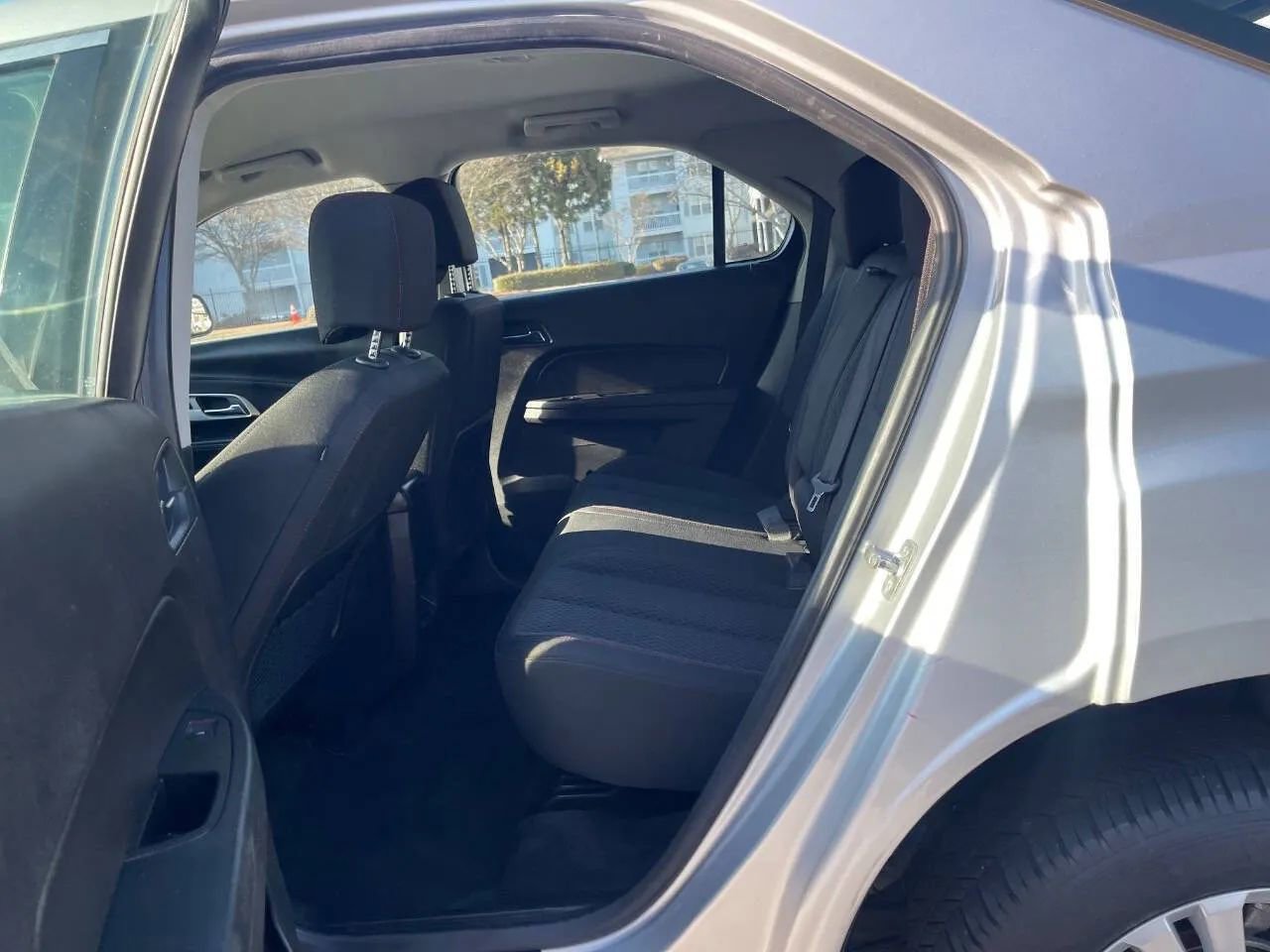 Used 2013 Chevrolet Equinox LS image 24