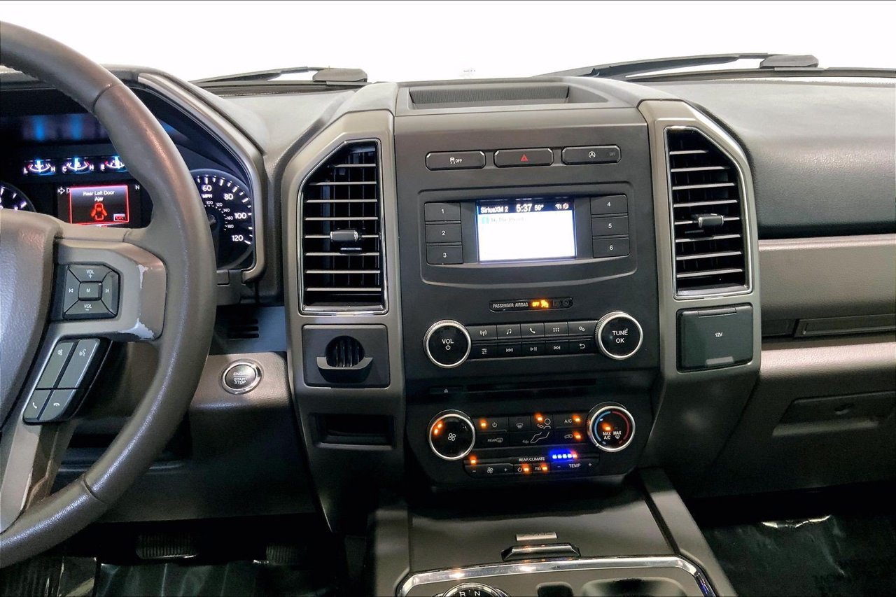 Used 2018 Ford Expedition Max XLT w/ Equipment Group 201A RWD image 5