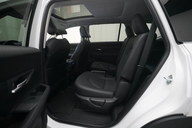 Used 2024 Toyota Grand Highlander Limited image 16