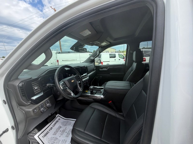 Used 2024 Chevrolet Silverado 1500 LTZ AWD/4WD image 13