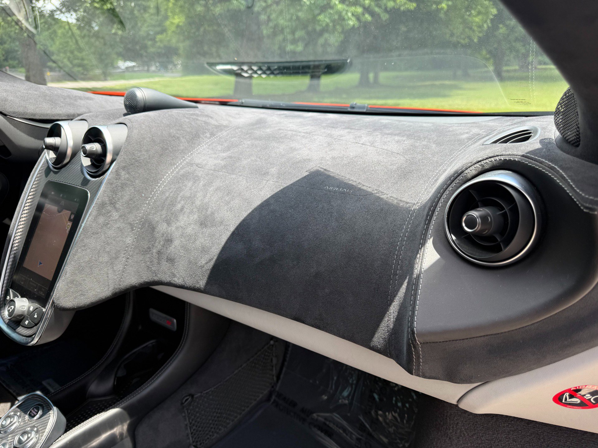 Used 2017 McLaren 570S Coupe image 23