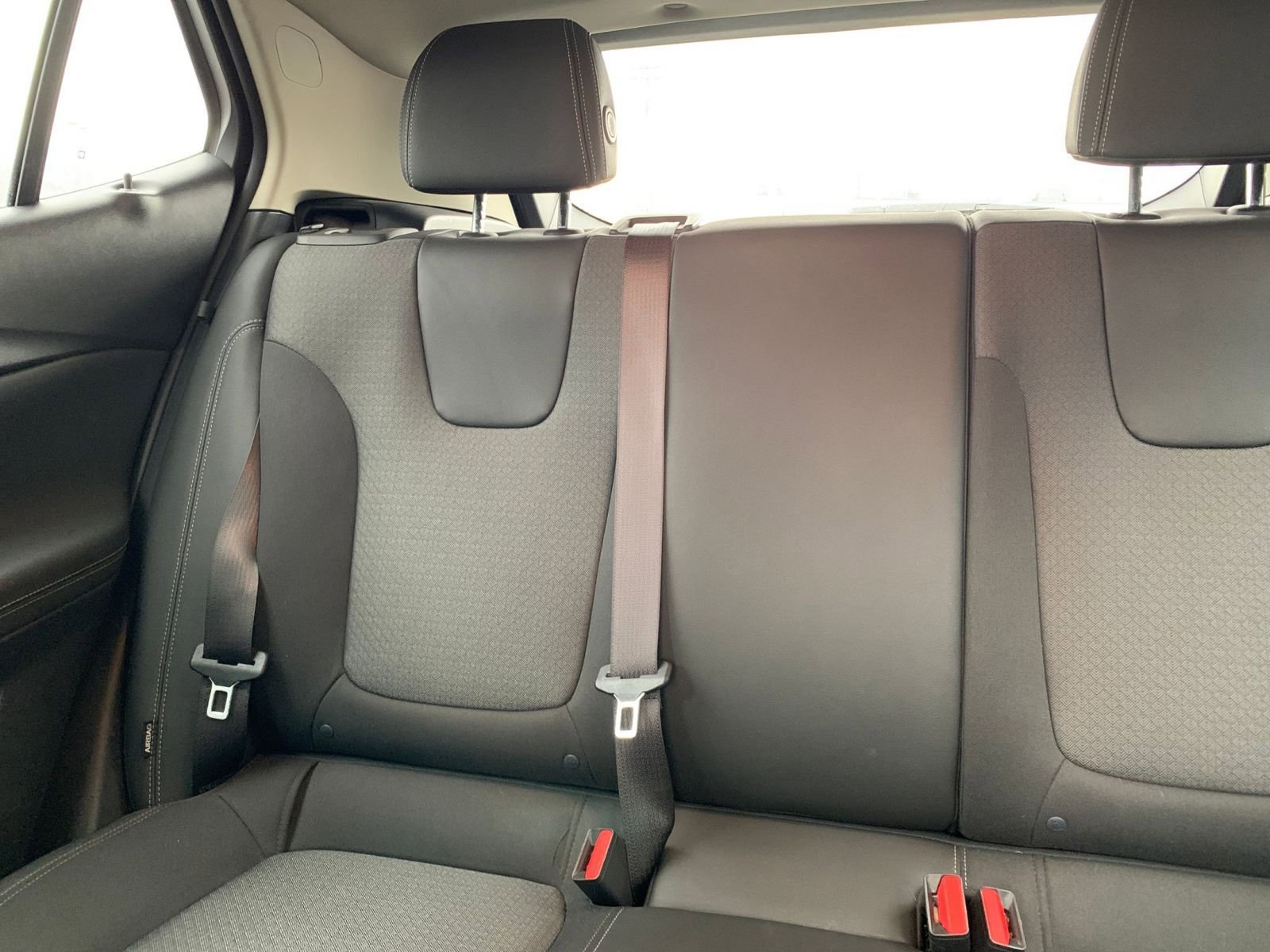 Used 2025 Buick Encore GX Preferred image 38