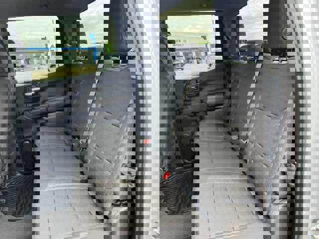 Used 2024 Chevrolet Silverado 1500 Custom w/ Dark Appearance Package image 25