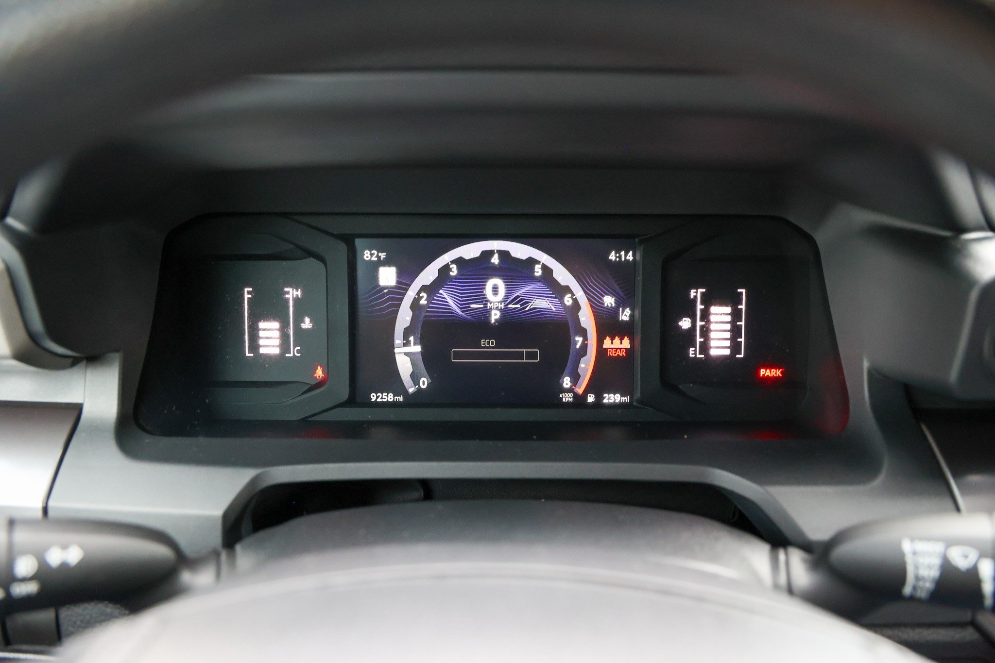 Certified 2025 Toyota Tacoma SR5 AWD/4WD image 18