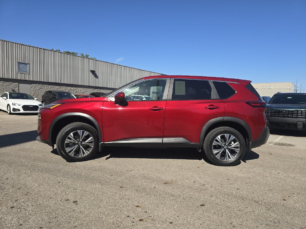 Used 2023 Nissan Rogue SV AWD/4WD image 13