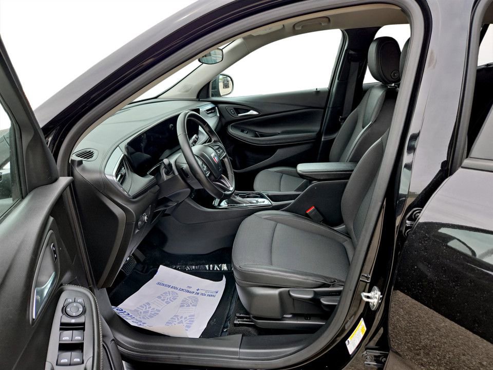 Used 2025 Buick Encore GX Preferred AWD/4WD image 28