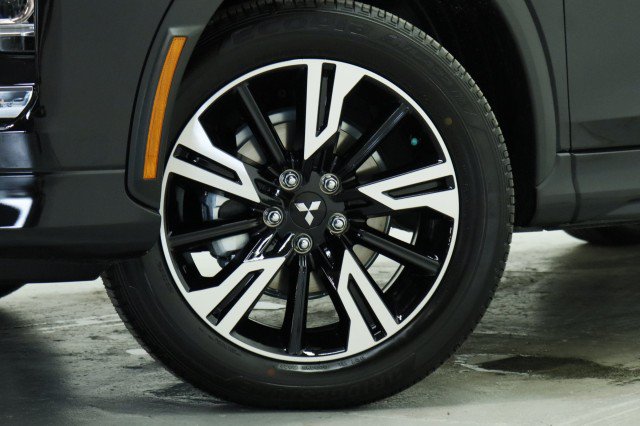 New 2026 Mitsubishi Eclipse Cross SEL AWD/4WD image 3