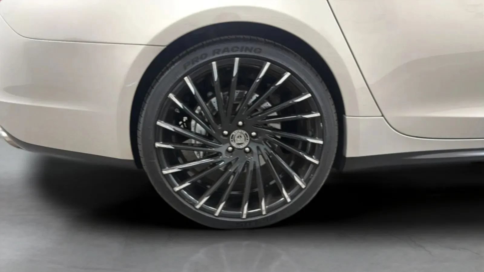 Used 2014 Maserati Quattroporte S Q4 AWD/4WD image 26
