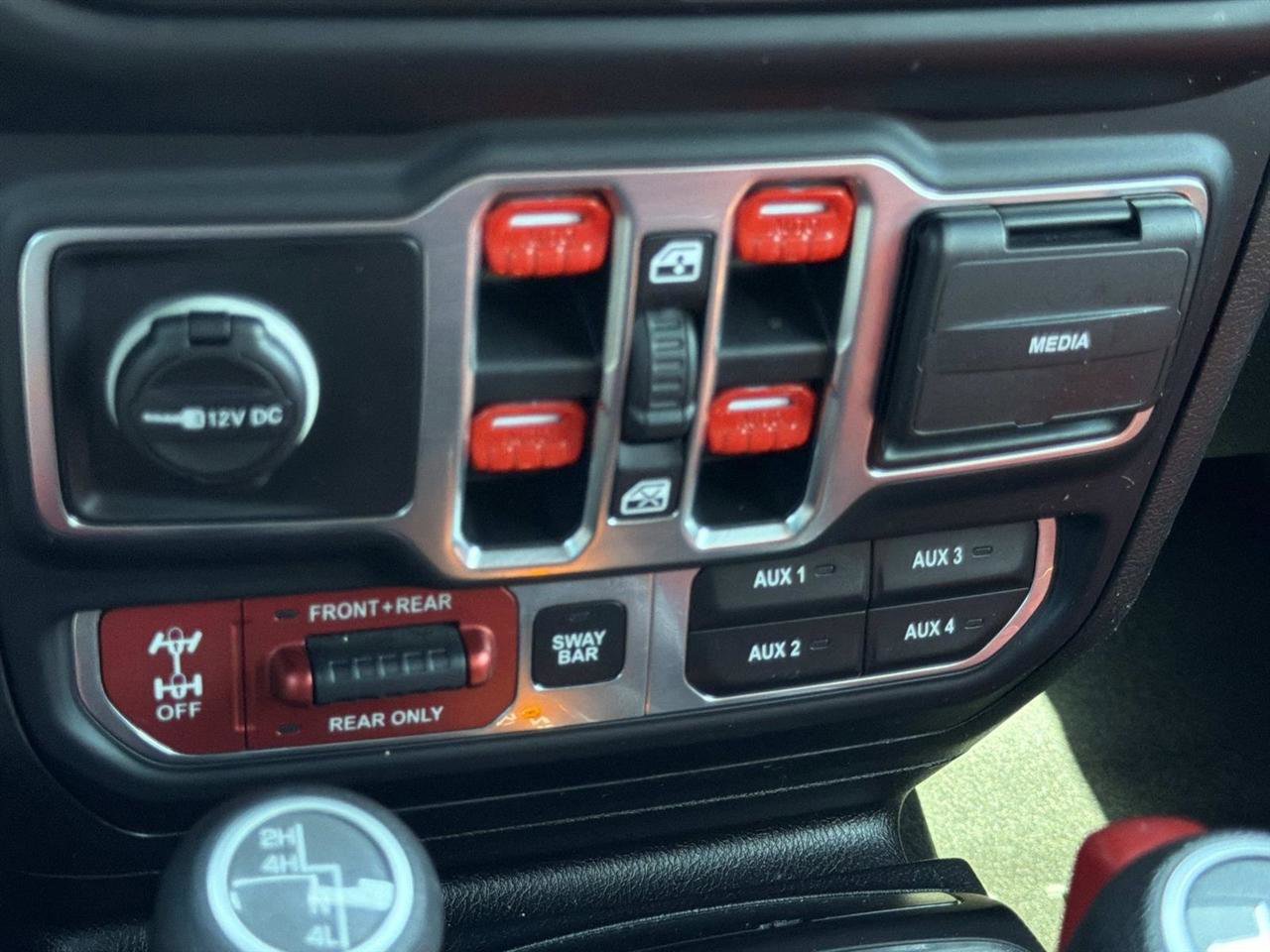 Used 2019 Jeep Wrangler Unlimited Rubicon w/ Advanced Safety Group image 22