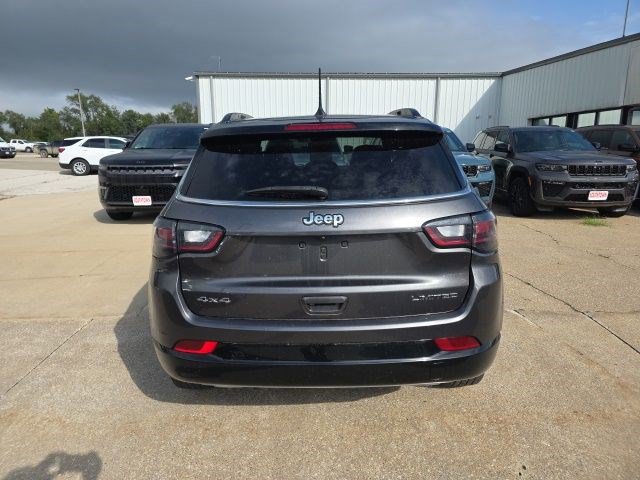 Certified 2023 Jeep Compass Limited w/ Elite Group AWD/4WD image 7