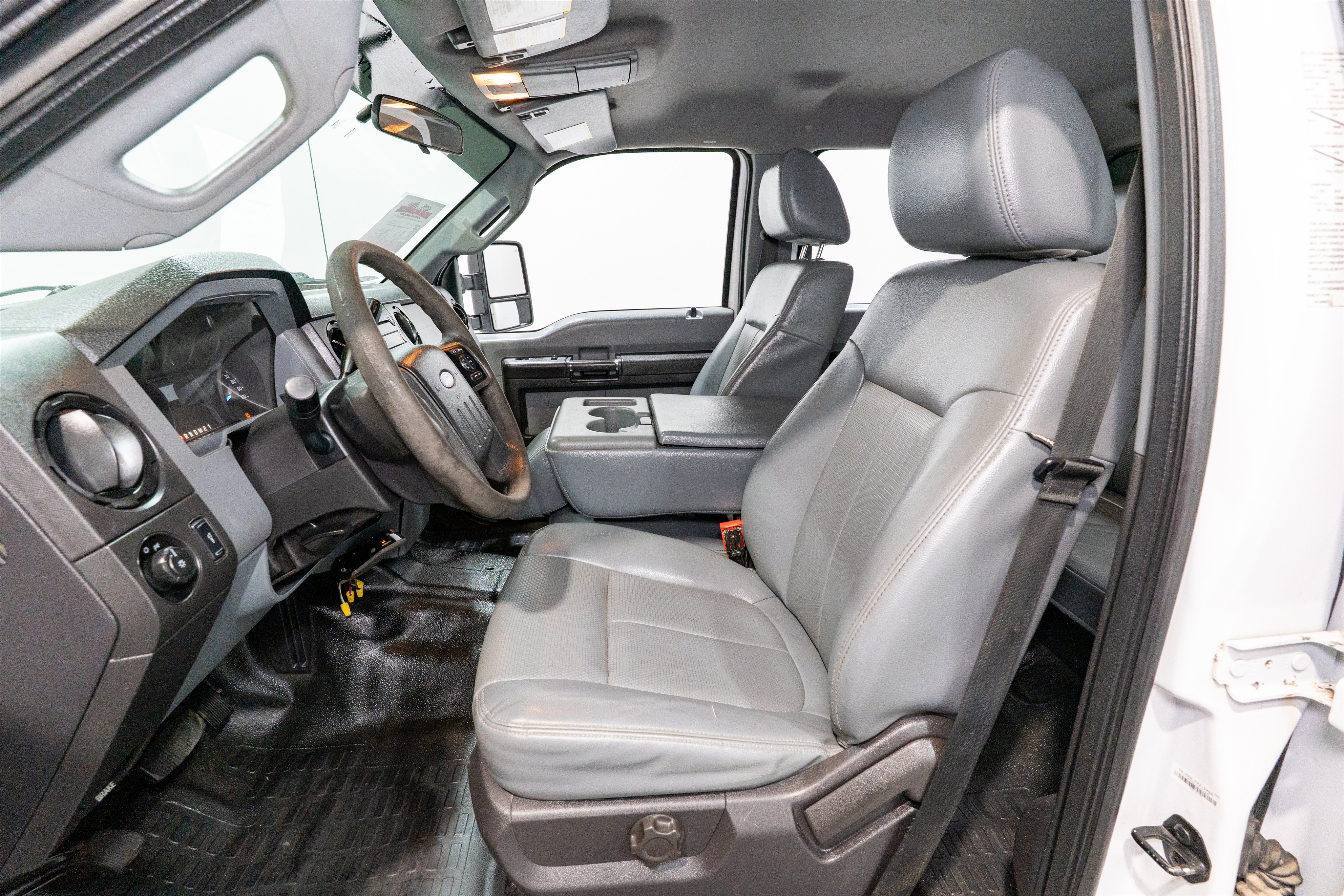 Used 2016 Ford F250 XL w/ Power Equipment Group RWD image 16