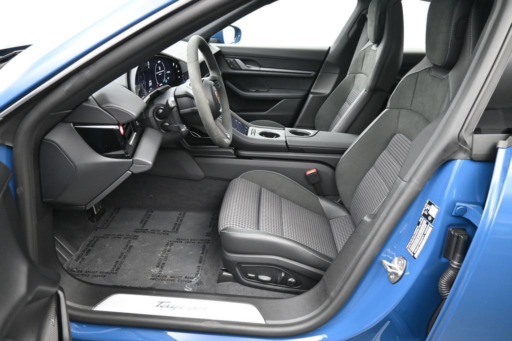 Certified 2026 Porsche Taycan RWD image 10
