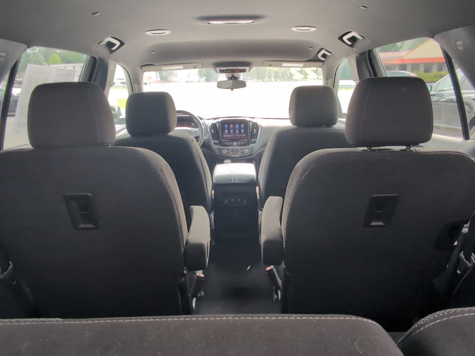 Used 2023 Chevrolet Traverse LT FWD image 21