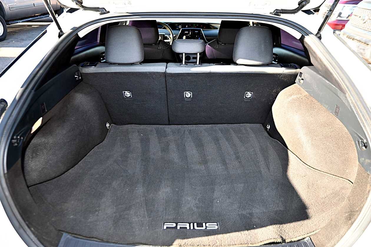 Used 2016 Toyota Prius Two FWD image 9