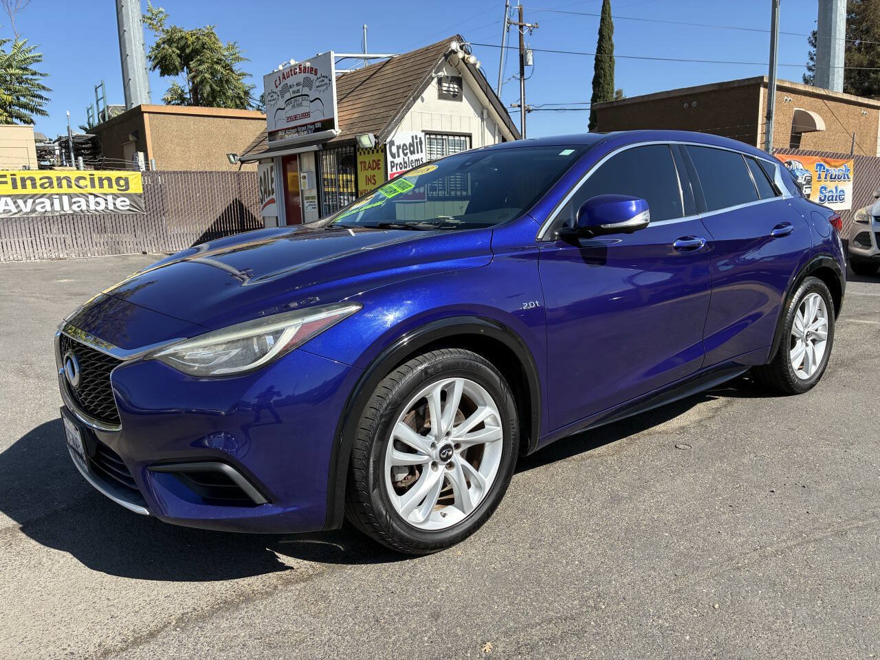 Used 2018 INFINITI QX30