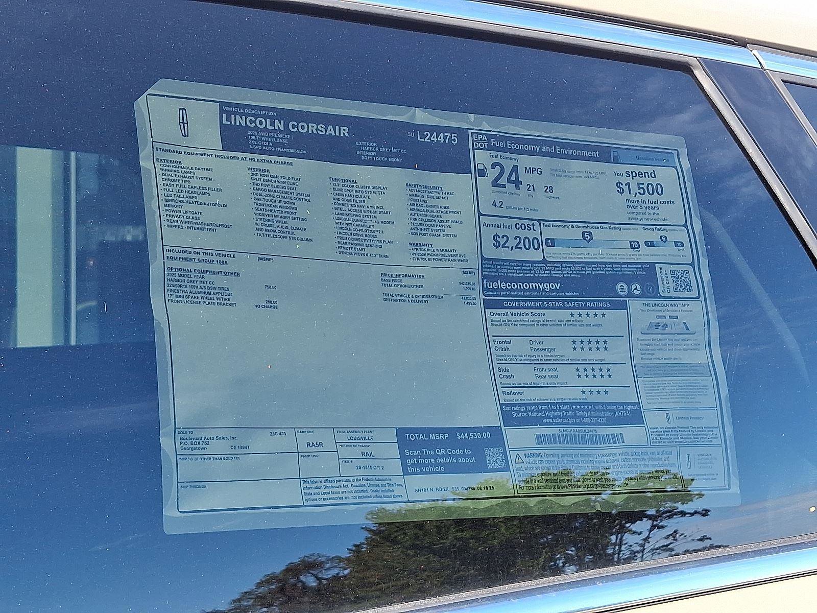 New 2025 Lincoln Corsair Premiere image 17