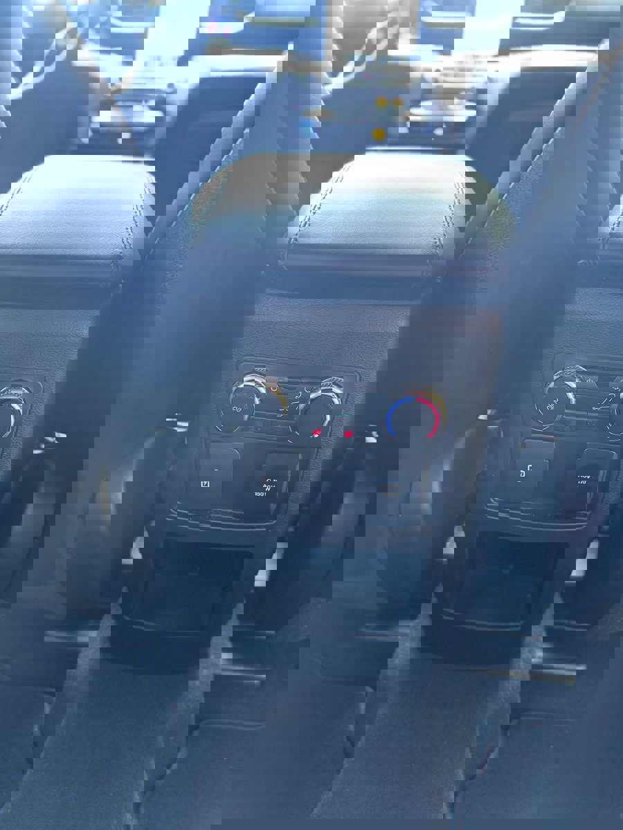 Used 2020 Ford Explorer Platinum w/ Premium Technology Package image 28