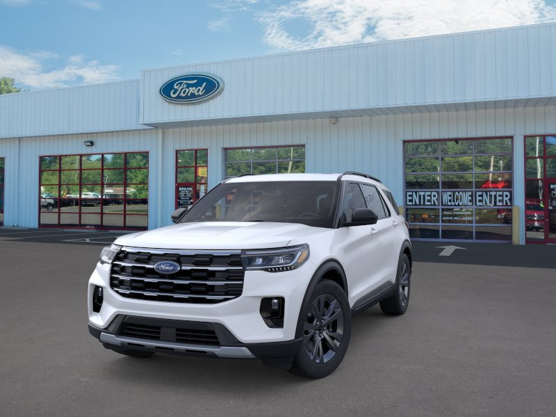 Used 2026 Ford Explorer Active w/ Active Comfort Package AWD/4WD image 2