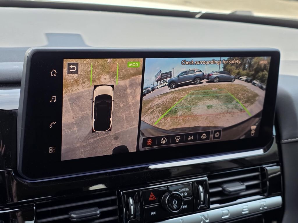 New 2026 Nissan Pathfinder SL image 16