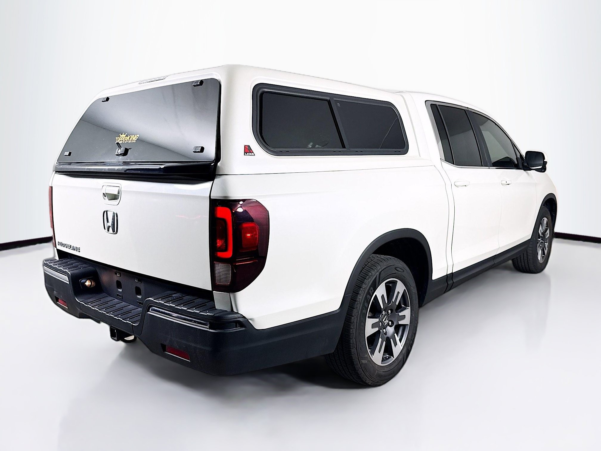 Used 2017 Honda Ridgeline RTL-T image 32