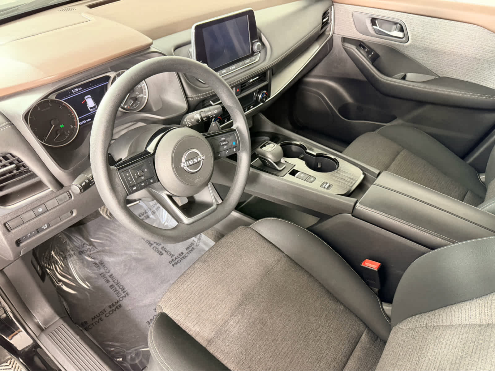 Used 2023 Nissan Rogue SV image 12