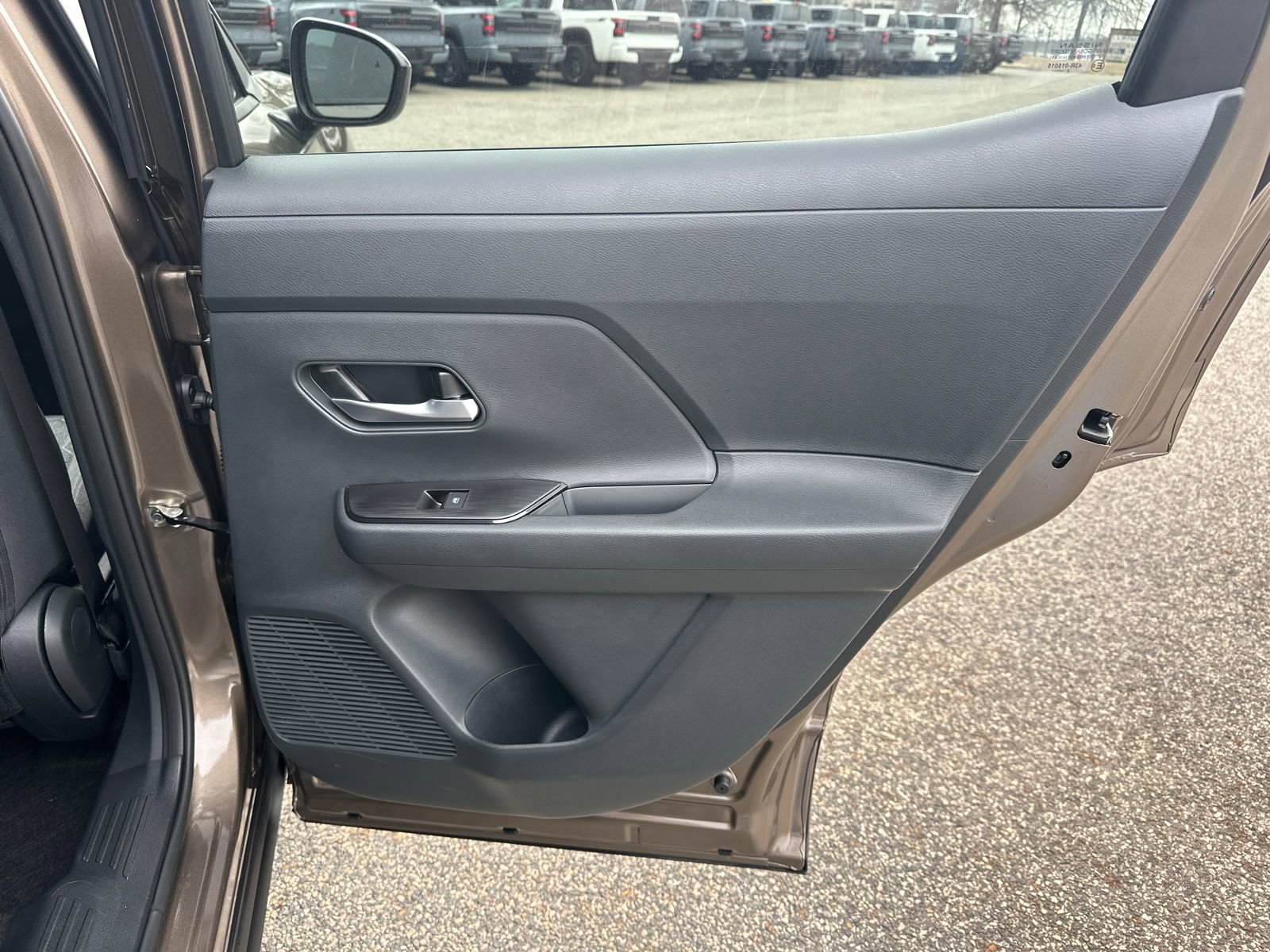 Used 2026 Nissan Kicks SV image 16