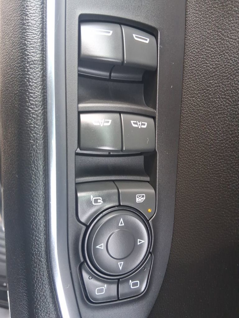 Used 2022 Chevrolet Silverado 1500 LTZ image 20