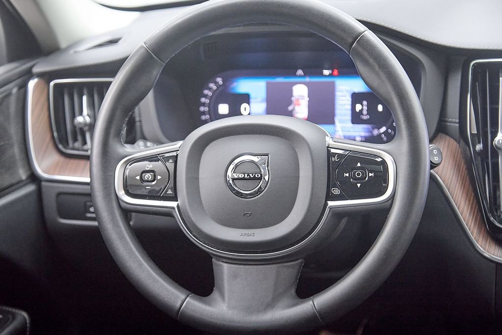Certified 2024 Volvo XC60 B5 Ultimate w/ Protection Package Premier image 28