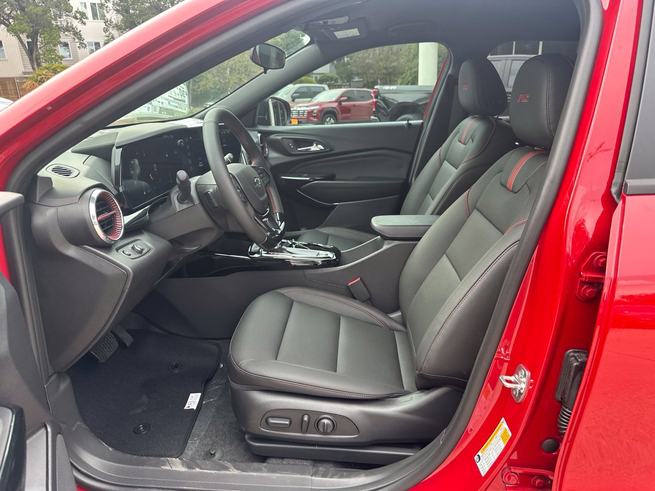 New 2026 Chevrolet Trax RS w/ Driver Confidence Package FWD image 9