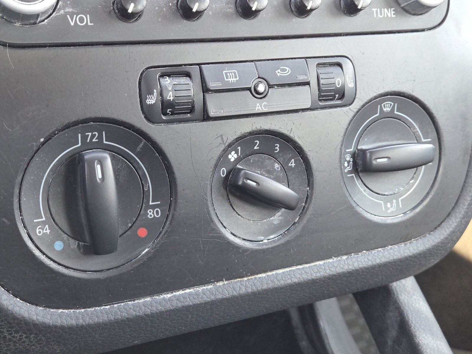 Used 2008 Volkswagen Jetta SE image 26