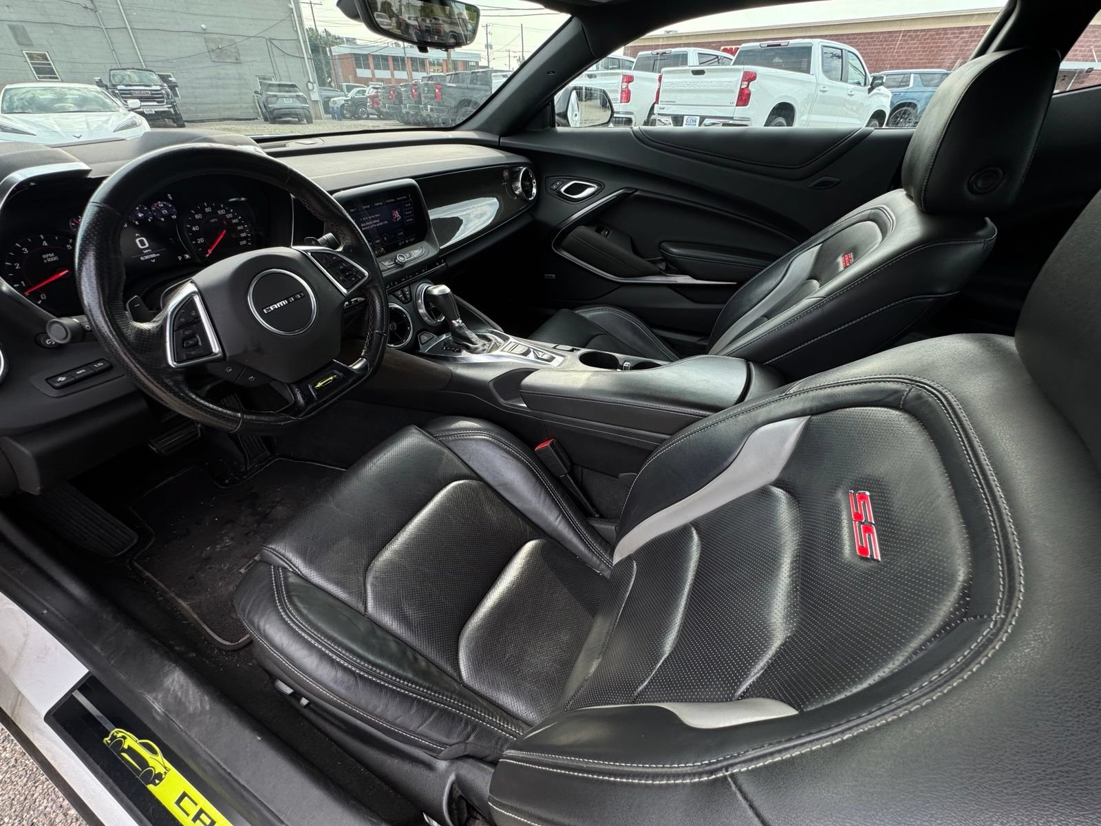 Used 2021 Chevrolet Camaro SS RWD image 19