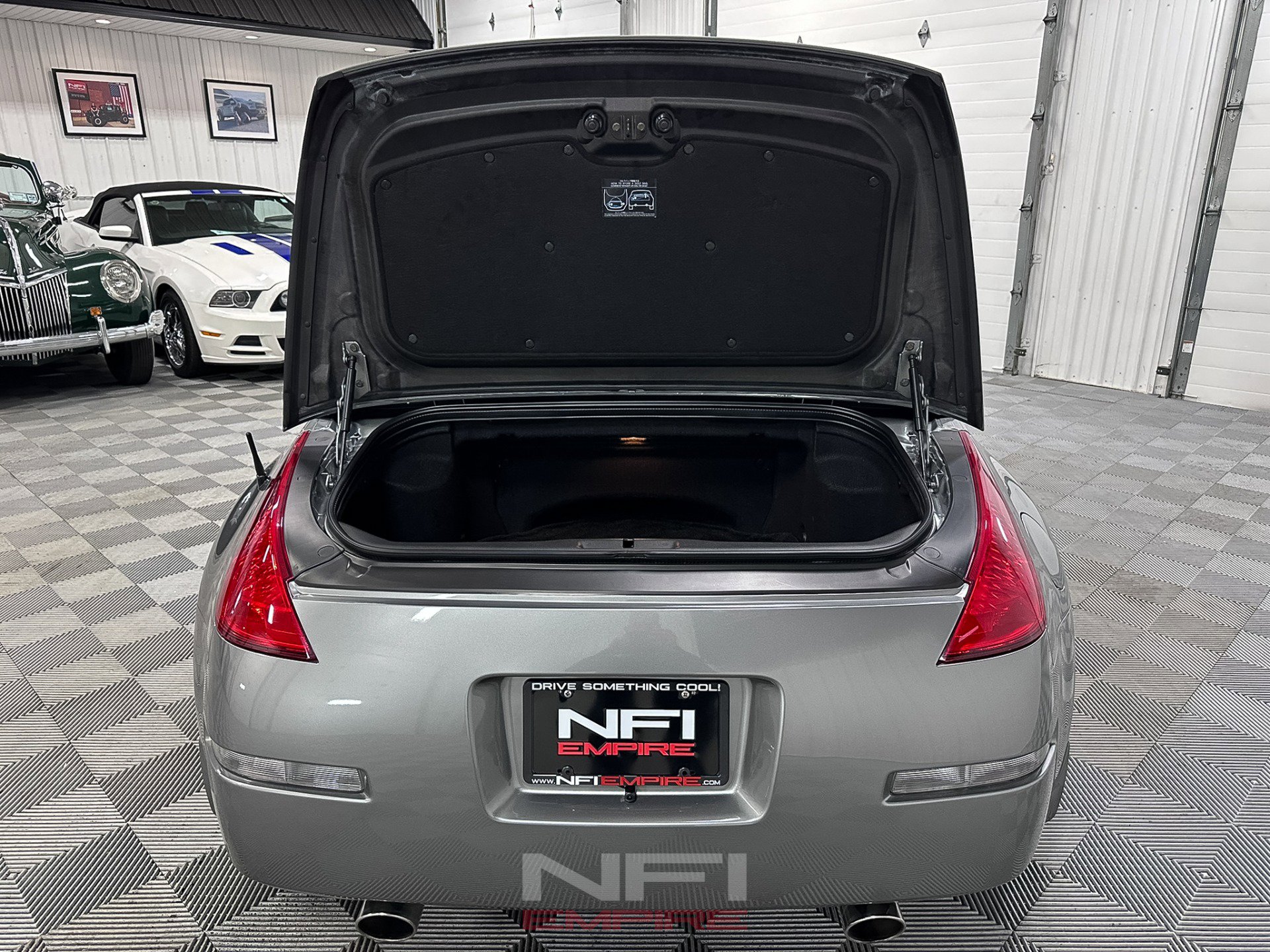 Used 2004 Nissan 350Z Touring image 38