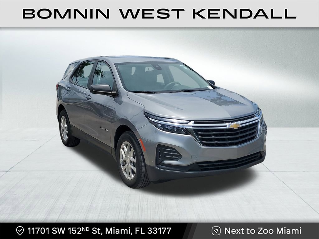 Used 2023 Chevrolet Equinox LS image 1